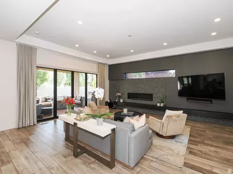 Living - 1283 E Corner View Ct S, Draper, UT 84020 photo 1 of 8