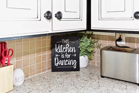Kitchen - 90 S Railroad Ave, Arimo, ID 83214 photo 4 of 4