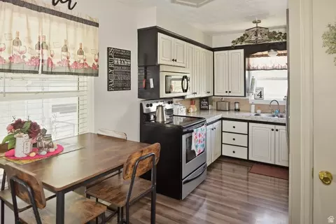Kitchen - 90 S Railroad Ave, Arimo, ID 83214 photo 1 of 4