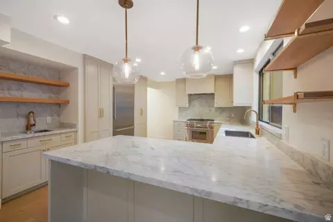 Kitchen - 2882 E Heather Cir S, Holladay, UT 84117 photo 3 of 3