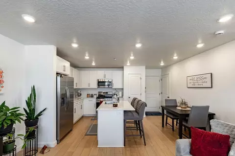 Kitchen - 1839 Rainbow Bridge Dr #3129, Eagle Mountain, UT 84005 photo 1 of 4