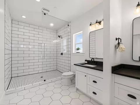 Bath - 1257 N 1350 E, Mapleton, UT 84664 photo 1 of 3
