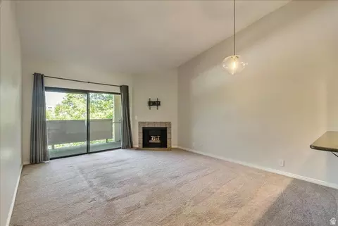 Living - 7327 S Springcrest Ct # 30, Midvale, UT 84047 photo 2 of 6