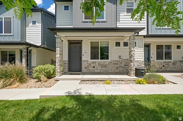 272 E 1725 N # 4, North Logan, UT 84341