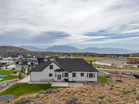 View/Area - 9261 N Belle St, Eagle Mountain, UT 84005 photo 3 of 9