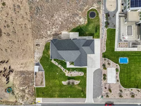 View/Area - 9261 N Belle St, Eagle Mountain, UT 84005 photo 2 of 9
