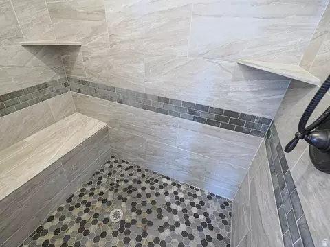 Bath - 9261 N Belle St, Eagle Mountain, UT 84005 photo 3 of 5