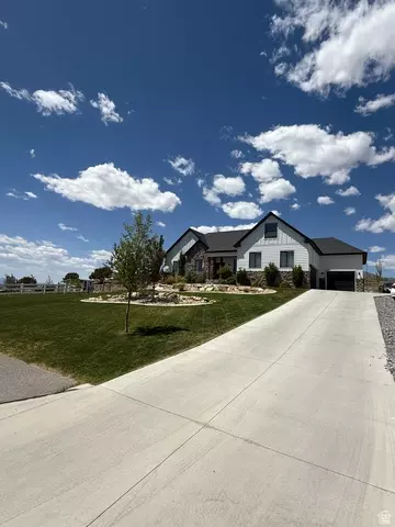 9261 N Belle St, Eagle Mountain, UT 84005