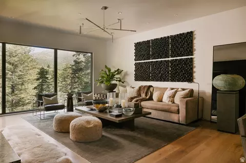 Living - 3011 E Ridge Top Rd, Sundance, UT 84604 photo 2 of 4