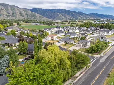 View/Area - 609 E 2100 N, North Logan, UT 84341 photo 7 of 8