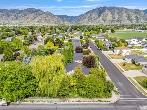 View/Area - 609 E 2100 N, North Logan, UT 84341 photo 5 of 8