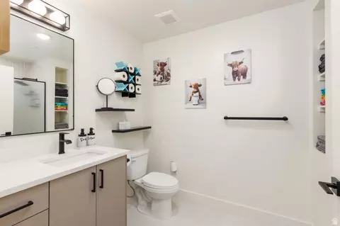 Bath - 3840 N 4975 E #A103, Eden, UT 84310 photo 1 of 2