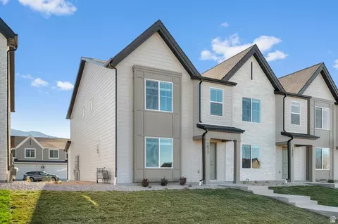 Exterior - 1901 E Corriente Dr #1177, Salem, UT 84653 photo 2 of 4