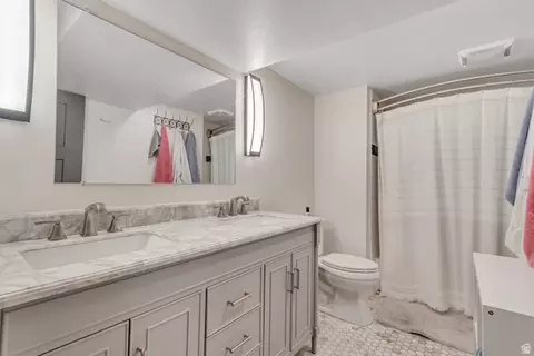 Bath - 1380 E 330 S, Provo, UT 84606 photo 3 of 3