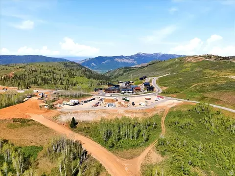 5802 N Daybreak Rdg #20, Eden, UT 84310