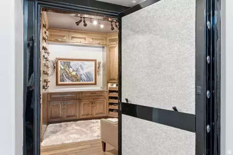 Entry Way - 464 S 975 W, Mapleton, UT 84664 photo 5 of 11