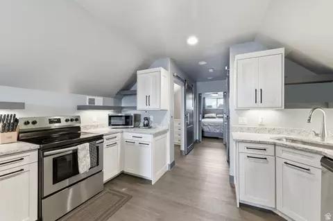 Kitchen - 464 S 975 W, Mapleton, UT 84664 photo 8 of 8