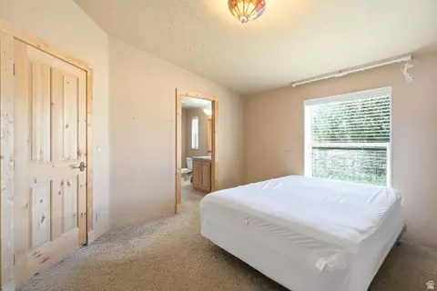 Bedroom - 14908 N Deep Creek Rd, Lapoint, UT 84039 photo 1 of 5