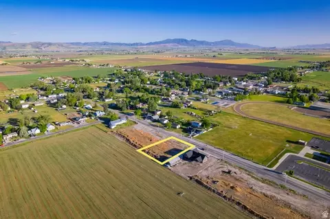 68 E 200 S #3, Lewiston, UT 84320 photo 5