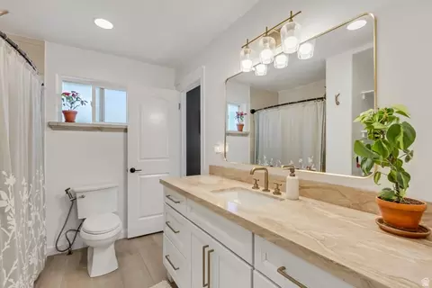 Bath - 499 E 8575 S, Sandy, UT 84070 photo 2 of 3