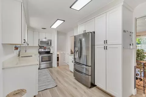 Kitchen - 499 E 8575 S, Sandy, UT 84070 photo 1 of 4