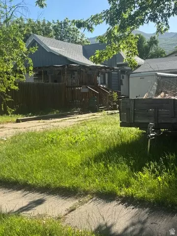 11 S 300 E, Kaysville, UT 84037