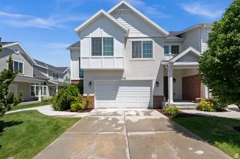 Exterior - 771 E Newfield Dr S, Sandy, UT 84094 photo 2 of 4