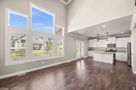 Living - 771 E Newfield Dr S, Sandy, UT 84094 photo 5 of 6