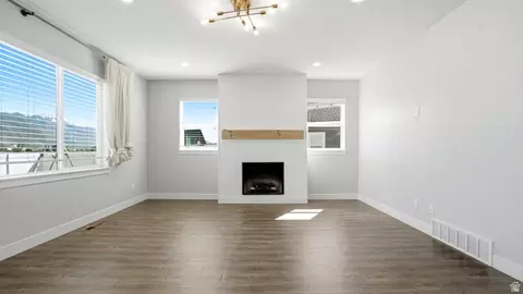 Living - 2182 E 700 N, Spanish Fork, UT 84660 photo 5 of 6