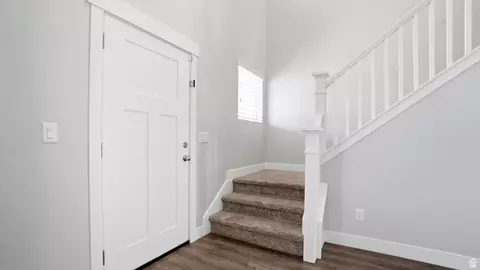 Entry Way - 2182 E 700 N, Spanish Fork, UT 84660 photo 2 of 4