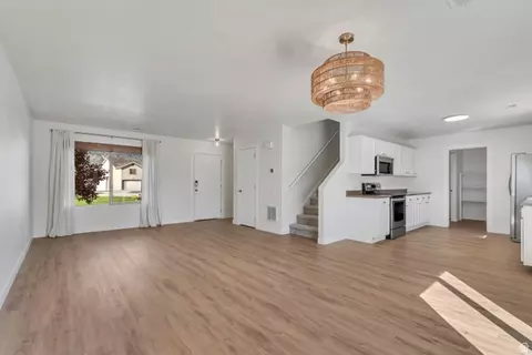 1529 W 630 N, Lindon, UT 84042