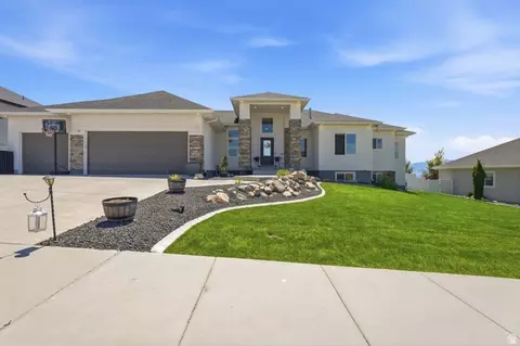 1222 E 300 S, Smithfield, UT 84335
