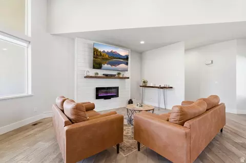 Living - 1222 E 300 S, Smithfield, UT 84335 photo 2 of 2