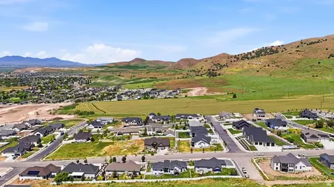 View/Area - 1222 E 300 S, Smithfield, UT 84335 photo 5 of 7