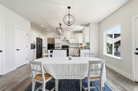Dining - 1222 E 300 S, Smithfield, UT 84335 photo 1 of 2
