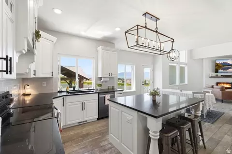 Kitchen - 1222 E 300 S, Smithfield, UT 84335 photo 4 of 5