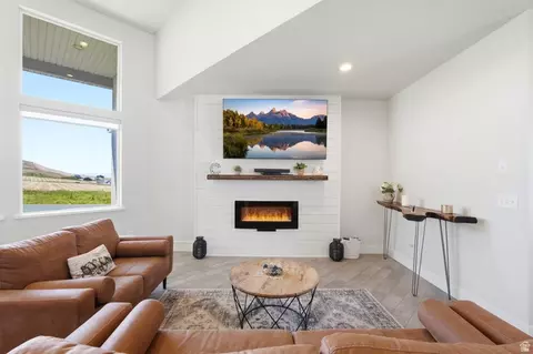 Living - 1222 E 300 S, Smithfield, UT 84335 photo 1 of 2