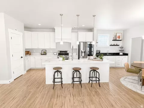 11467 S Abbey Mill Dr, South Jordan, UT 84009