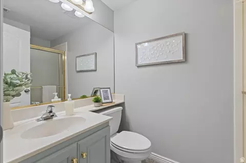 Bath - 72 N 380 W, Orem, UT 84057 photo 6 of 6