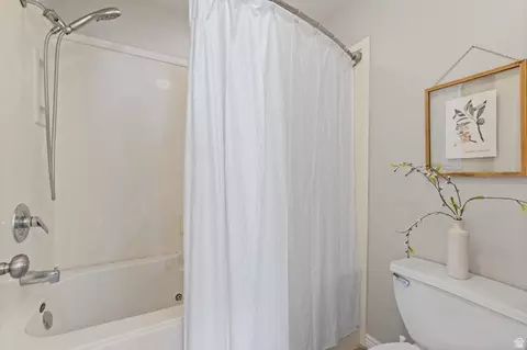 Bath - 72 N 380 W, Orem, UT 84057 photo 4 of 6