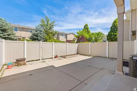 Exterior - 72 N 380 W, Orem, UT 84057 photo 5 of 6