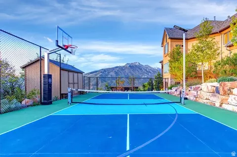 Exterior - 1479 E Trail Crest Ct, Draper, UT 84020 photo 5 of 23