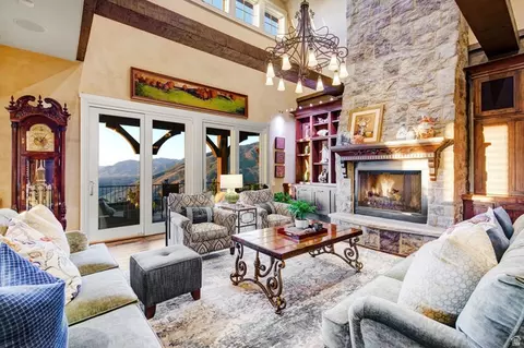 Living - 1479 E Trail Crest Ct, Draper, UT 84020 photo 4 of 8