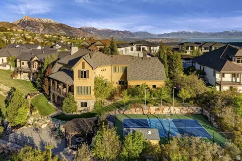 View/Area - 1479 E Trail Crest Ct, Draper, UT 84020 photo 4 of 6