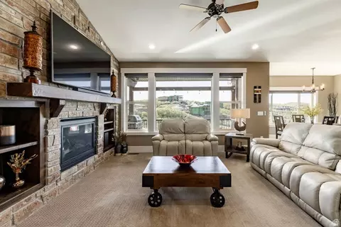 Living - 1754 E Longview Dr, Hideout, UT 84036 photo 5 of 6