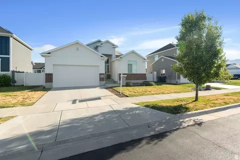 2508 W Sunset Way, Layton, UT 84041