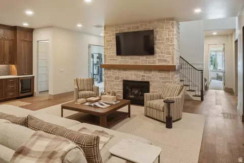 Living - 263 E Maple Ridge Dr, Mapleton, UT 84664 photo 5 of 5