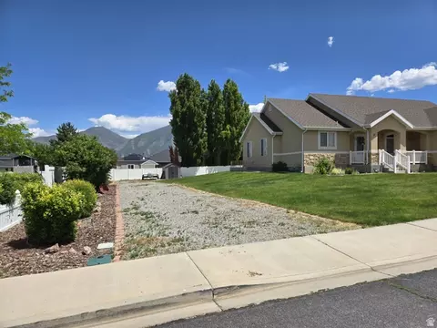 Exterior - 663 S 1200 E, Payson, UT 84651 photo 4 of 15