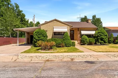 5166 S 2150 W, Roy, UT 84067