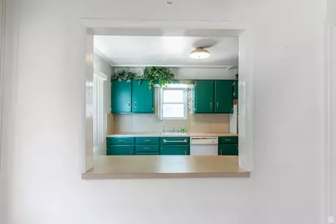 Kitchen - 59 E Pinehurst Ave N, Tooele, UT 84074 photo 1 of 3